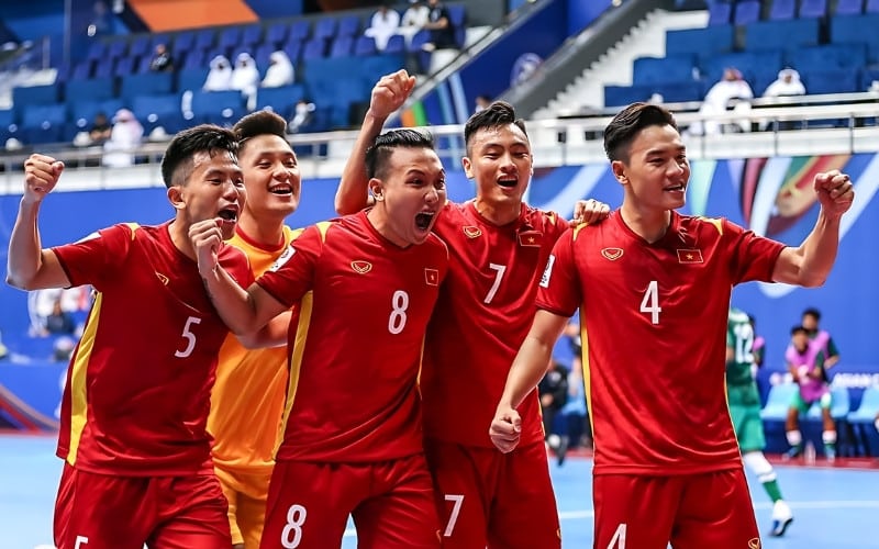 Mỗi đội thi đấu Futsal sẽ có 5 cầu thủ tham gia