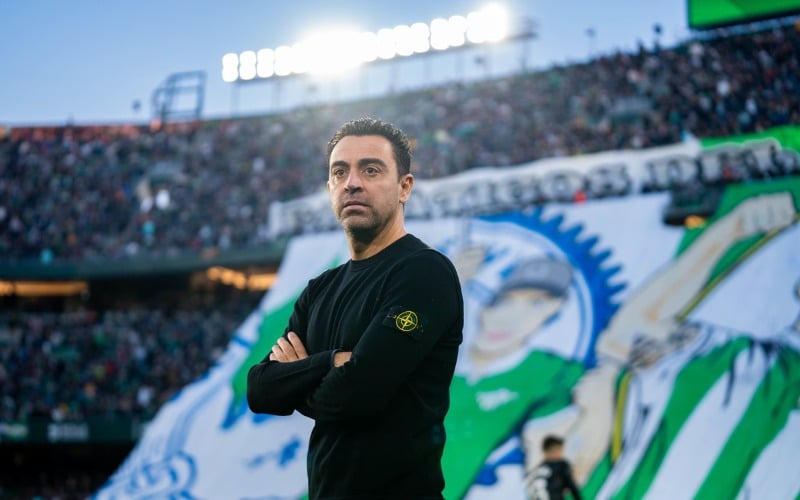 Xavi có thể thay thế Ten Hag dẫn dắt MU