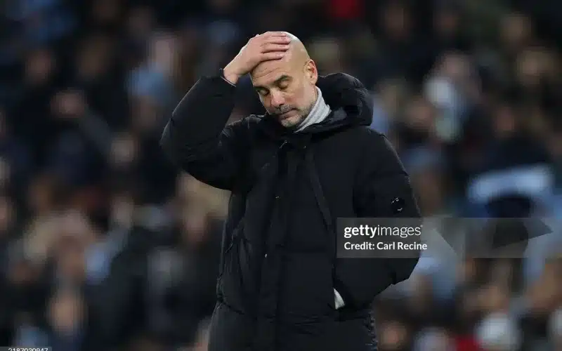 Pep Guardiola chưa thể vực dậy một Manchester City đang sa sút.