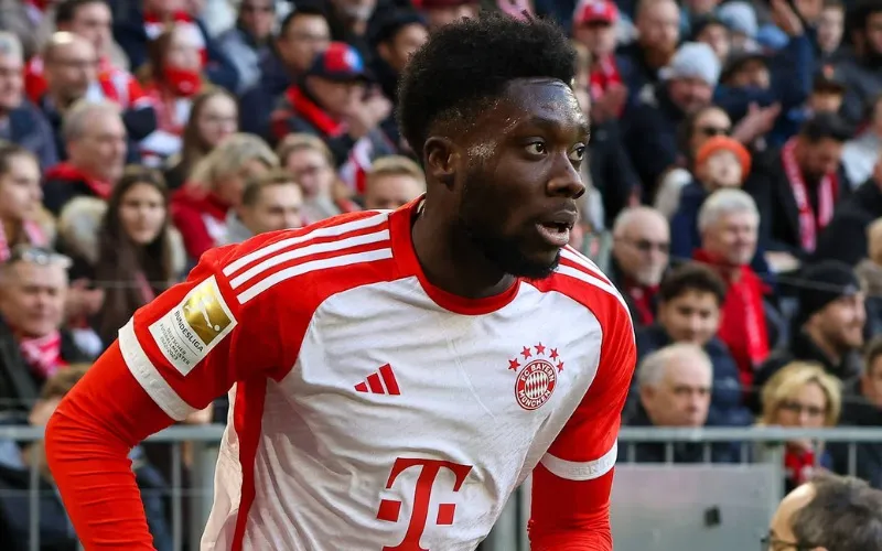 Alphonso Davies là ngôi sao mà MU muốn có được trong năm nay