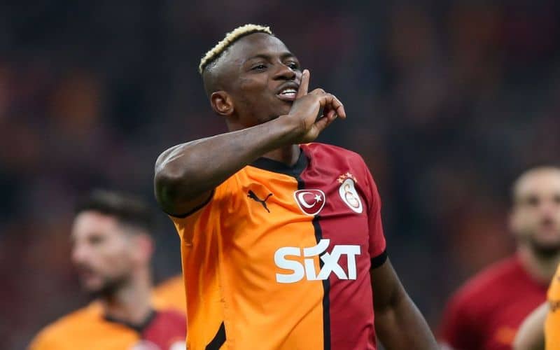 Victor Osimhen xác nhận ở lại Galatasaray đến hết mùa