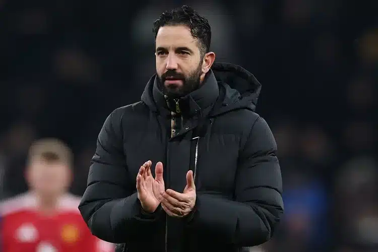 Nỗi buồn của HLV Amorim