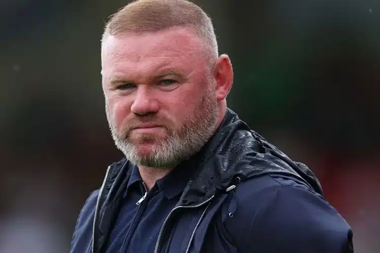 Wayne Rooney trở lại với vai trò mới