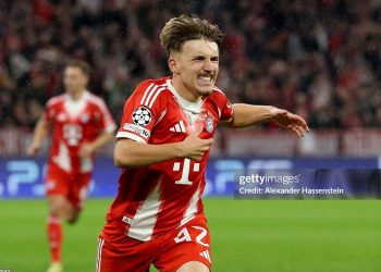 Bayern muốn giữ Karl lâu dài