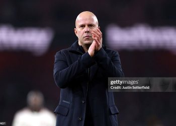 Dấu ấn khó tin của Liverpool khi hòa Arsenal