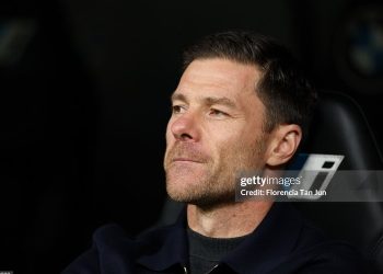 Vì sao Alonso phải rời Real Madrid?